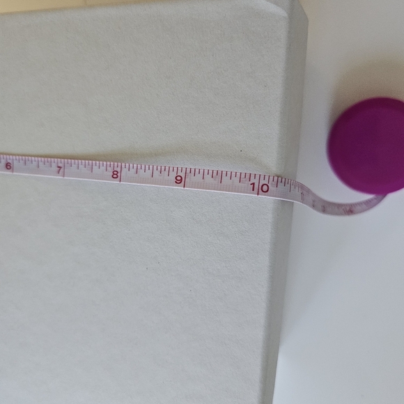 Authentic Burberry Gift Box - Picture 4 of 6